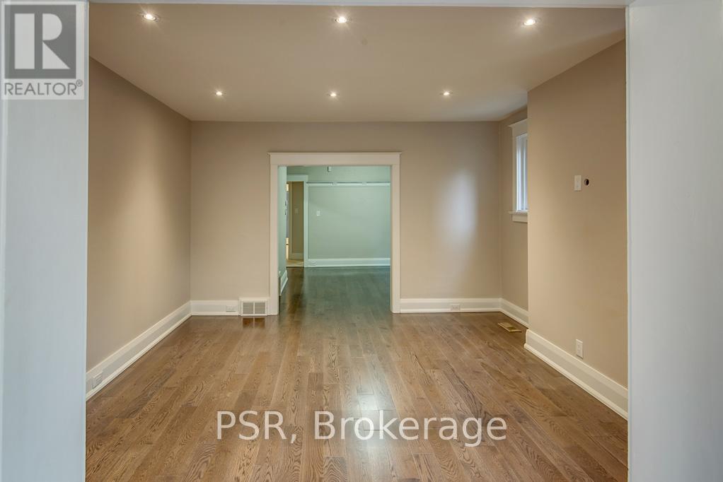 Main - 109 Neville Park Boulevard, Toronto, Ontario  M4E 3P7 - Photo 8 - E13855434
