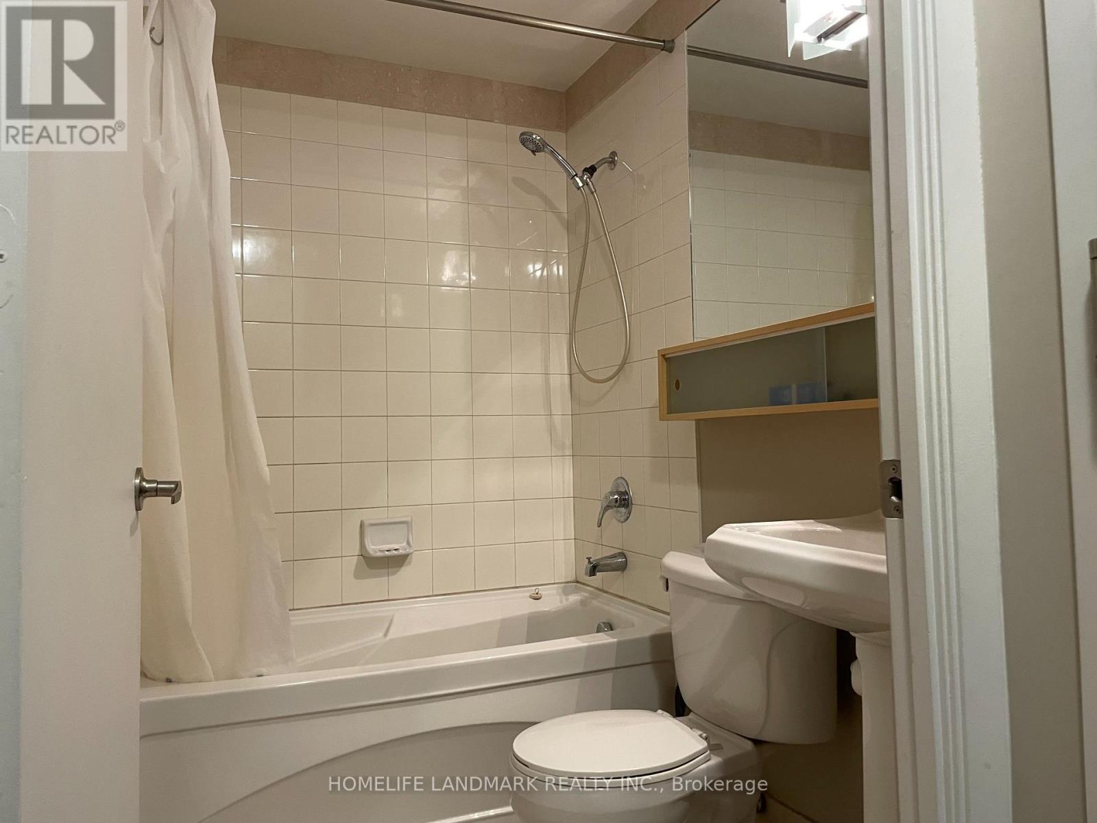 1501 - 85 Bloor Street E, Toronto, Ontario  M4W 3Y1 - Photo 13 - C13855352