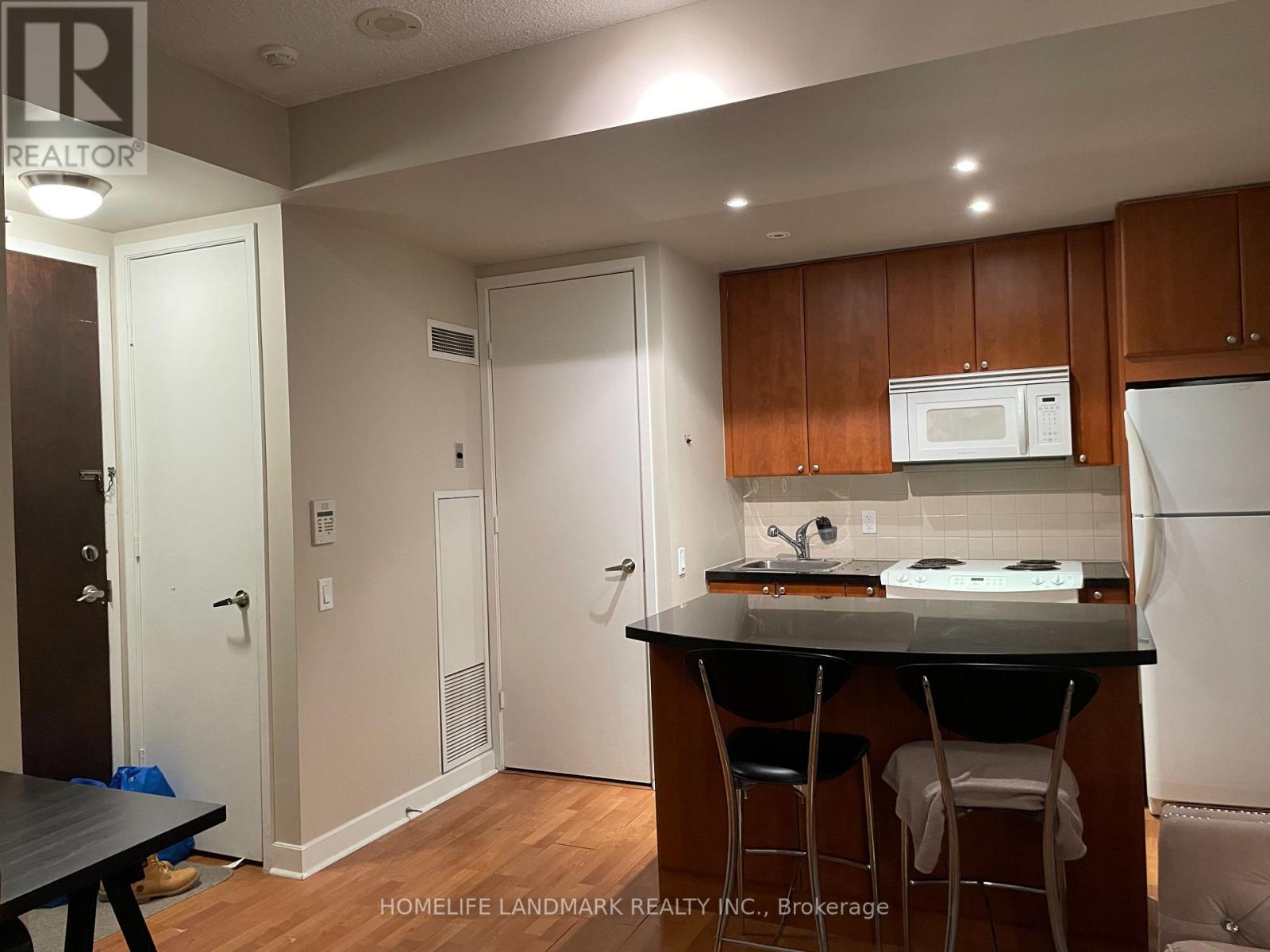 1501 - 85 Bloor Street E, Toronto, Ontario  M4W 3Y1 - Photo 15 - C13855352