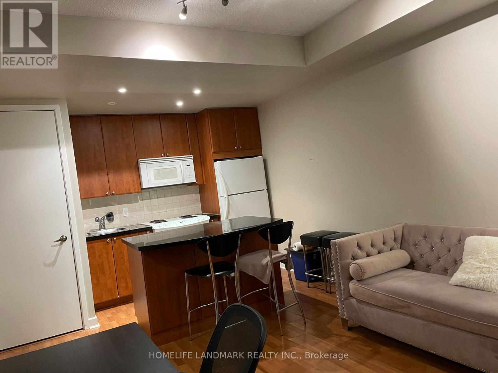 1501 - 85 Bloor Street E, Toronto, Ontario  M4W 3Y1 - Photo 18 - C13855352