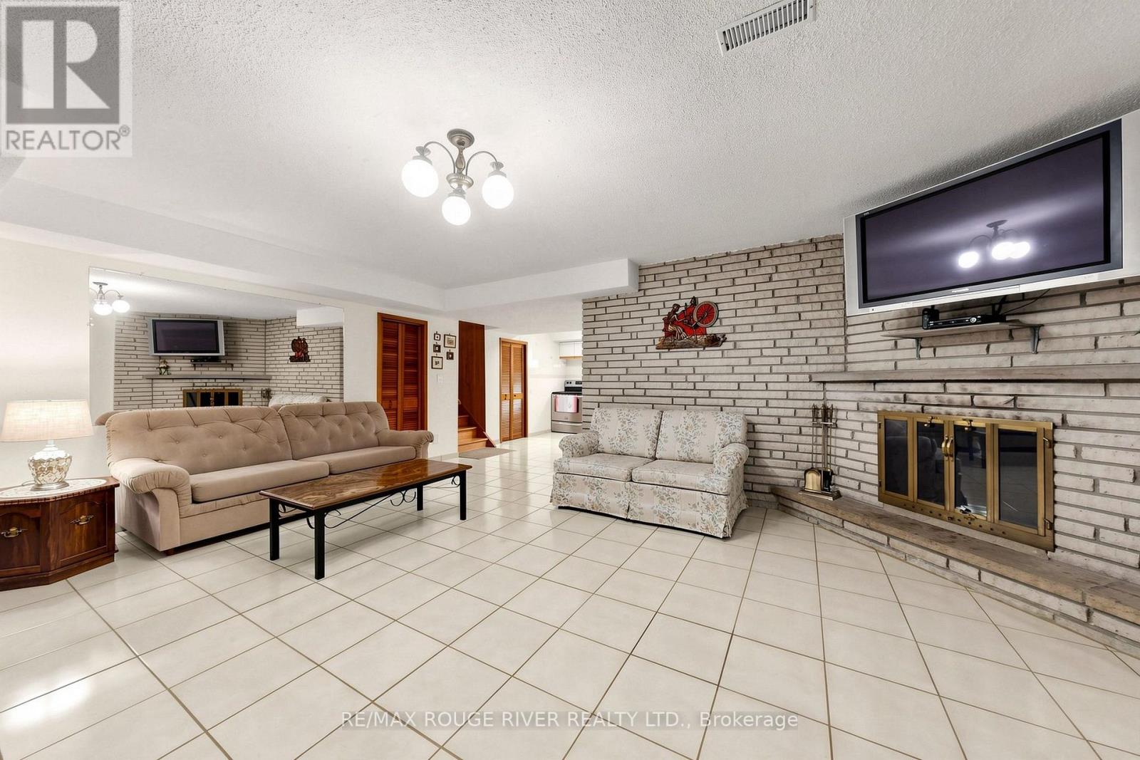 48 Chillery Avenue, Toronto, Ontario  M1K 4S9 - Photo 38 - E13847778