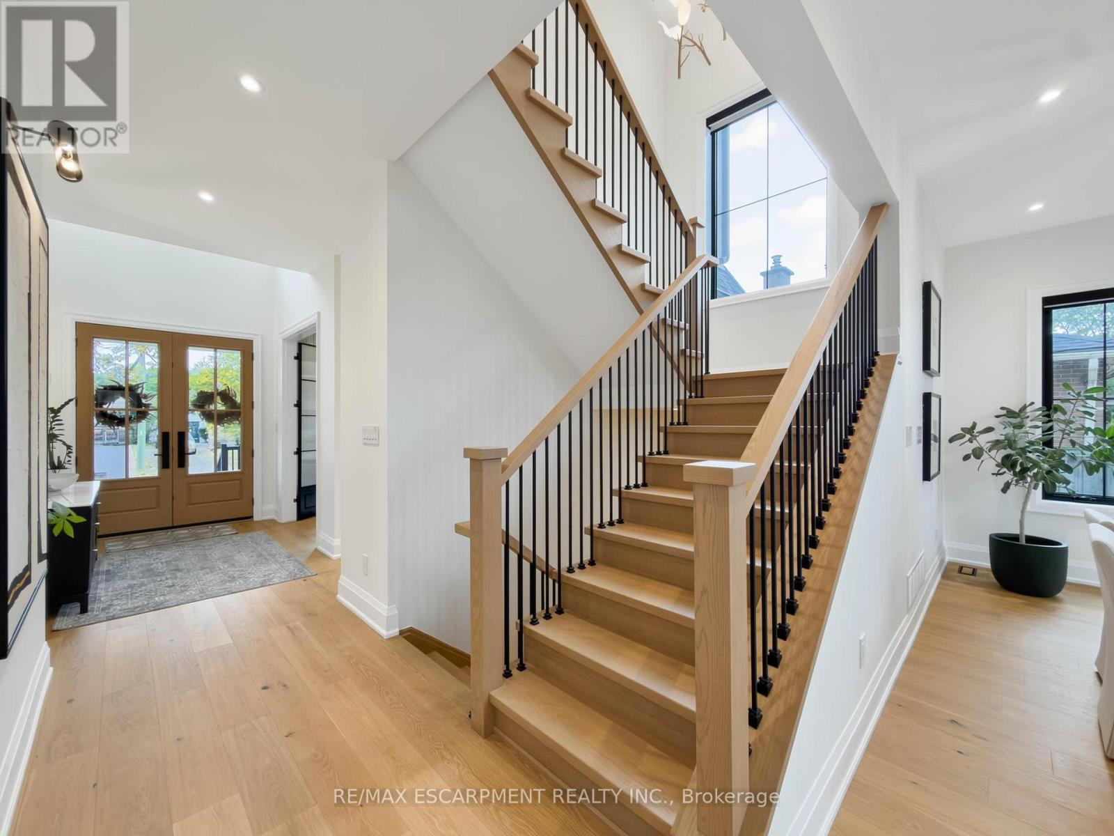 260 Kent Crescent, Burlington, Ontario  L7L 4T1 - Photo 22 - W13855342