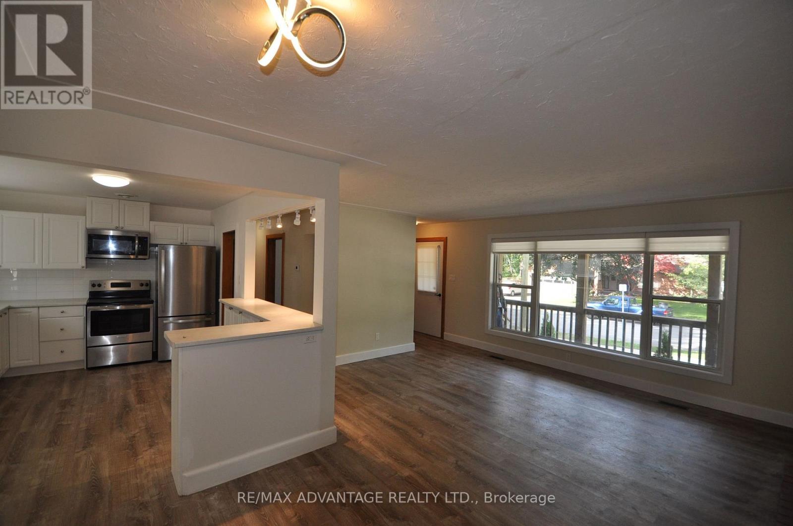 153 Langarth Street W, London South, Ontario  N6J 1P6 - Photo 11 - X13848618