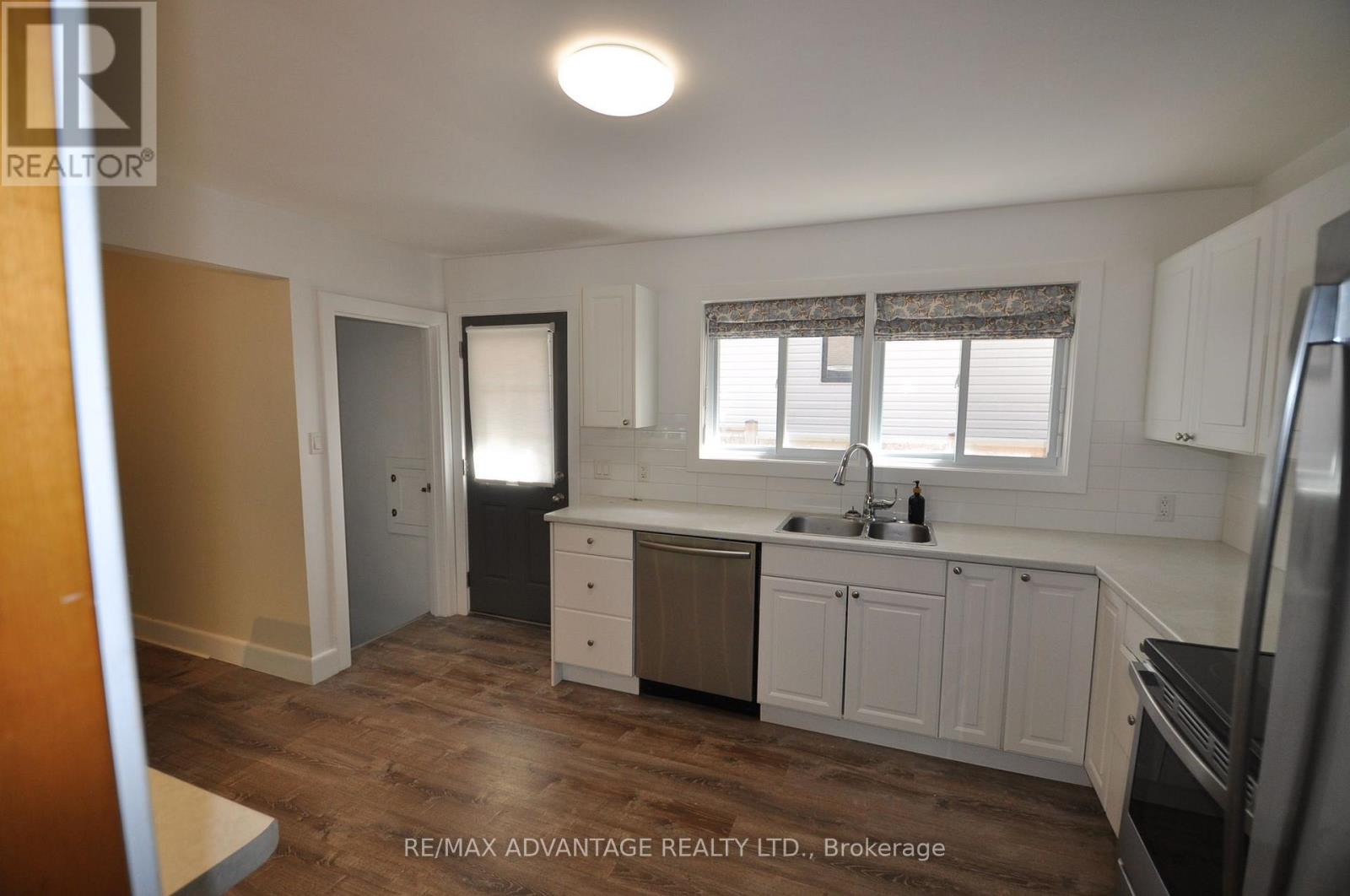 153 Langarth Street W, London South, Ontario  N6J 1P6 - Photo 7 - X13848618