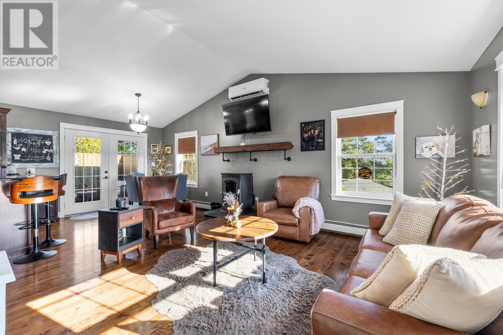 18 Cedar Avenue, Charlottetown, Prince Edward Island  C1A 6K4 - Photo 7 - 202624971