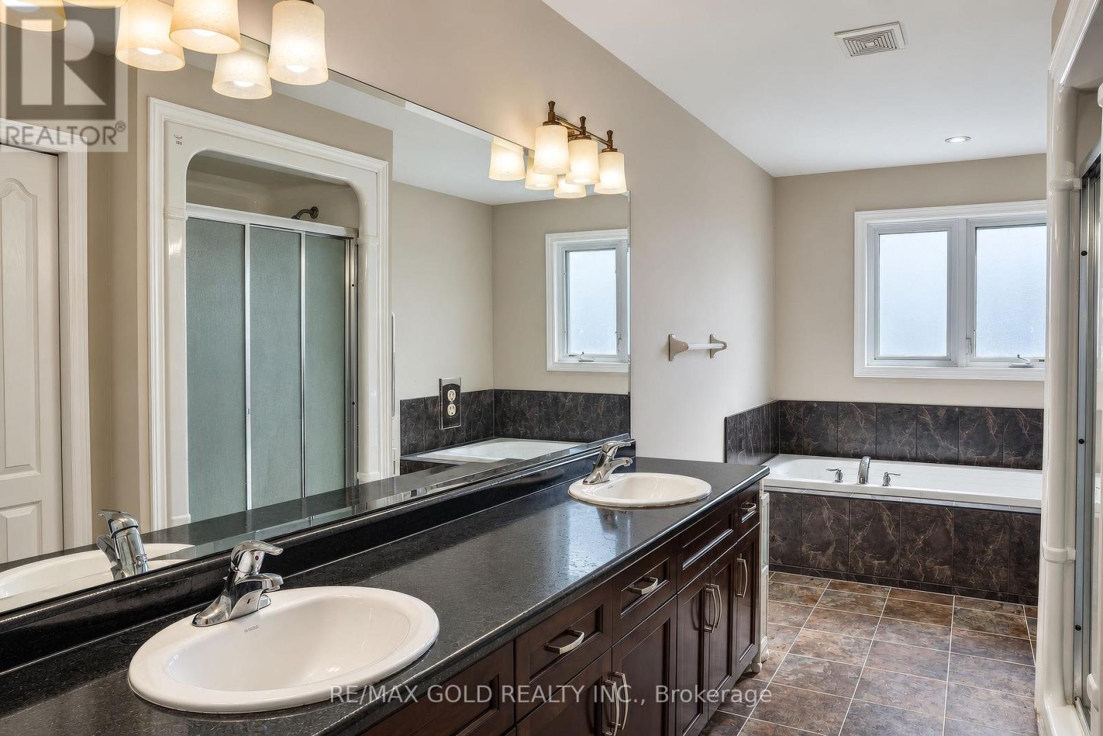 31 Melinda Street W, Kitchener, Ontario  N2E 0B8 - Photo 26 - X13855168