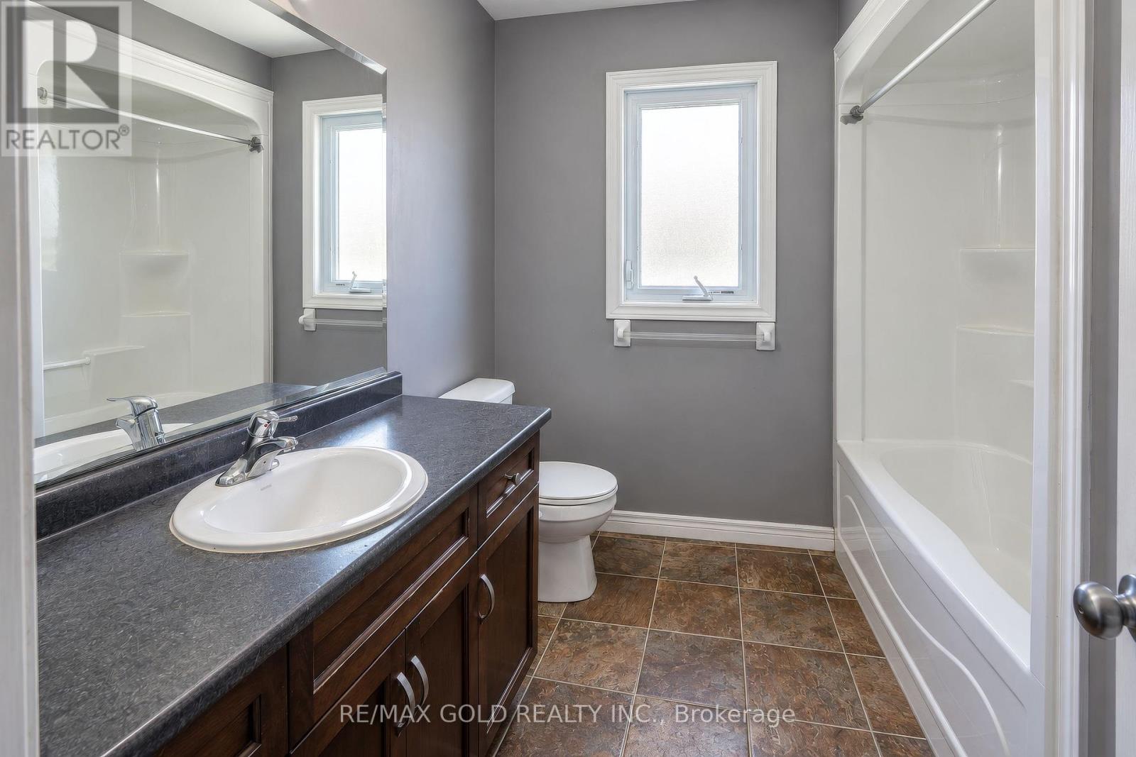 31 Melinda Street W, Kitchener, Ontario  N2E 0B8 - Photo 19 - X13855168