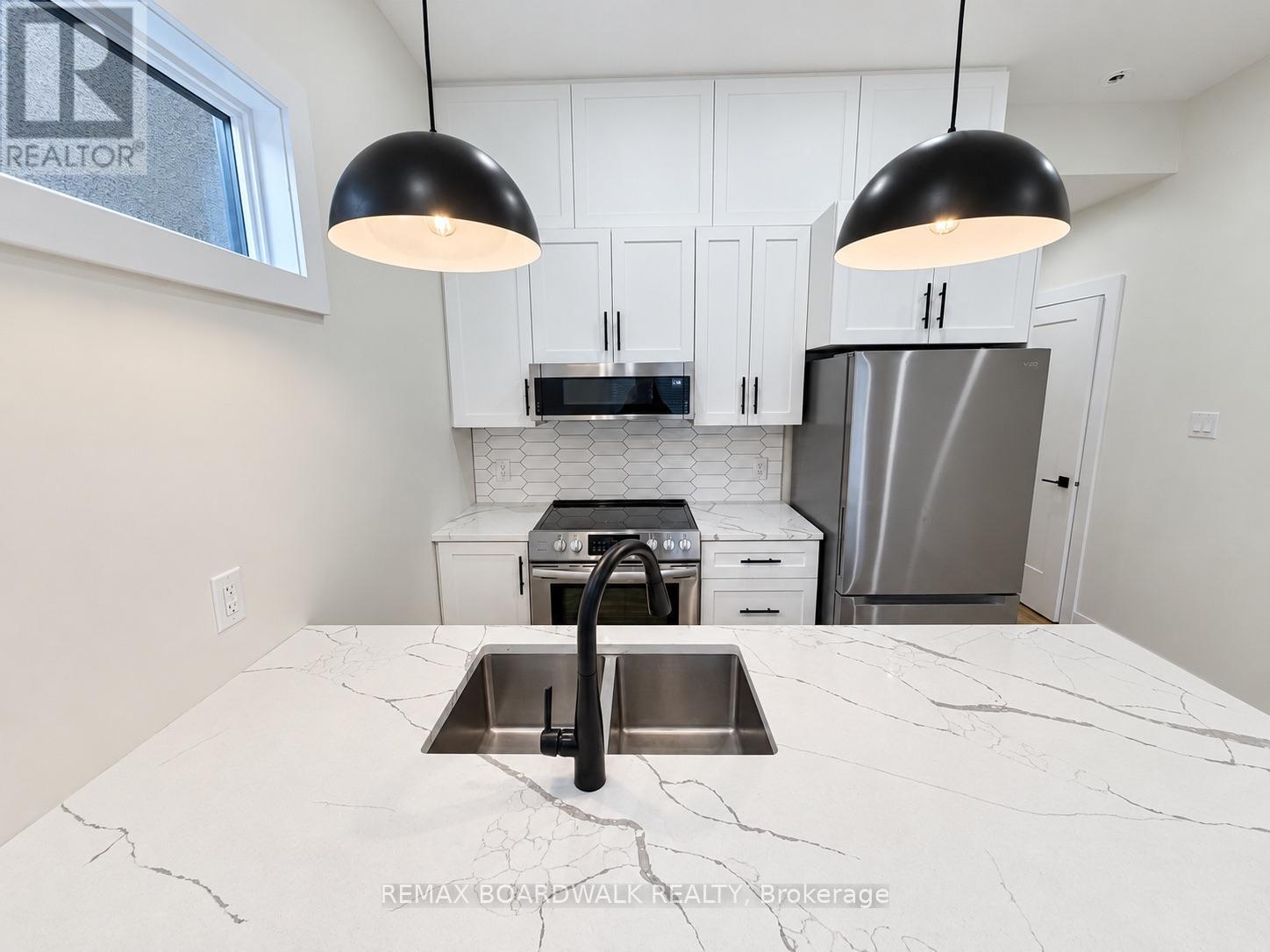 2b - 191 Hinchey Avenue, Ottawa, Ontario  K1Y 1L6 - Photo 8 - X13743928