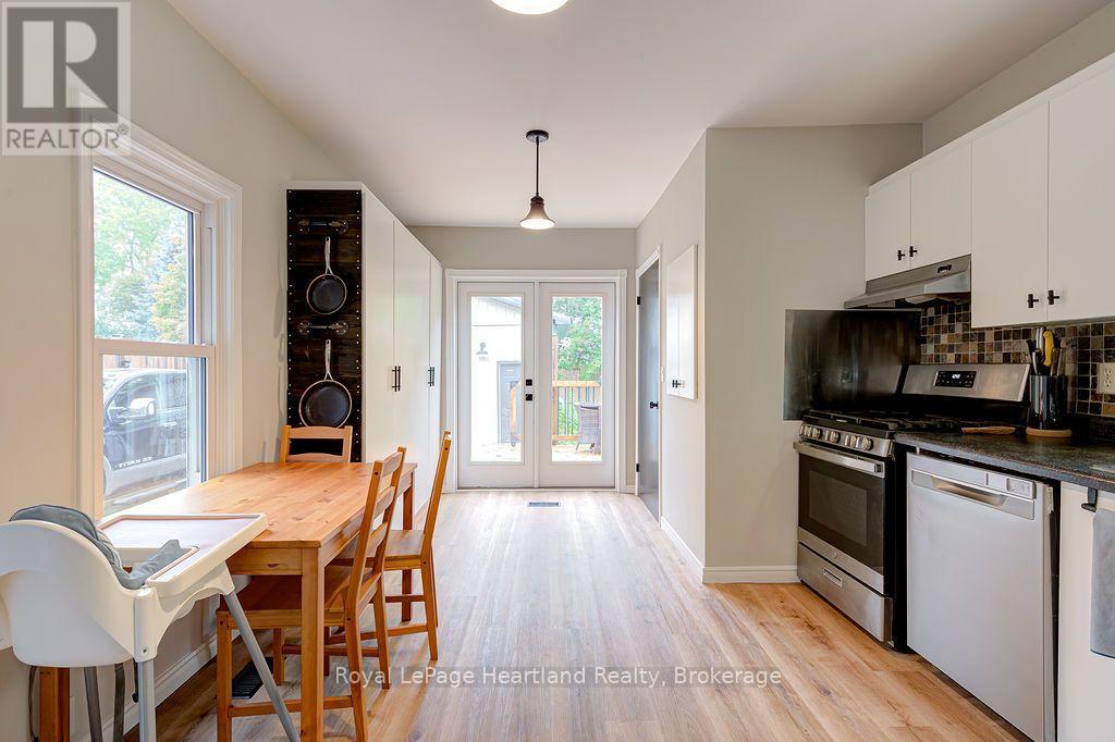 166 Goderich Street W, Huron East, Ontario  N0K 1W0 - Photo 17 - X13722320