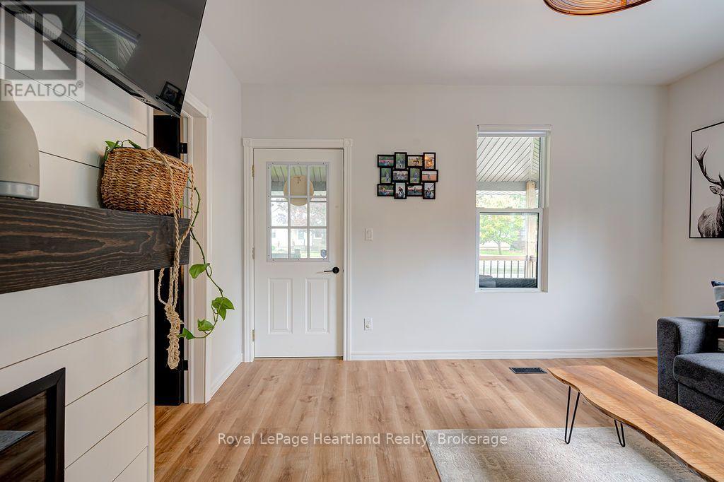 166 Goderich Street W, Huron East, Ontario  N0K 1W0 - Photo 7 - X13722320