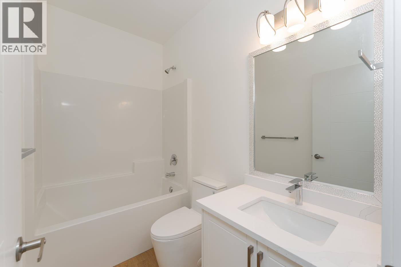 7990-7992 Southridge Avenue, Prince George, British Columbia  V2N 6S4 - Photo 34 - R3171791