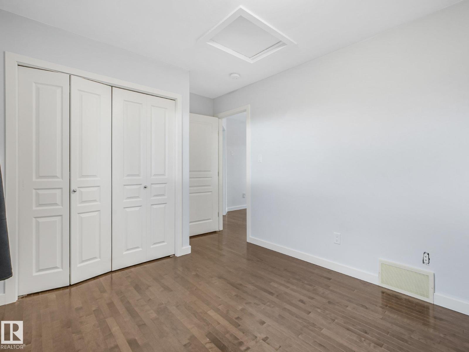 458 MACEWAN RD SW