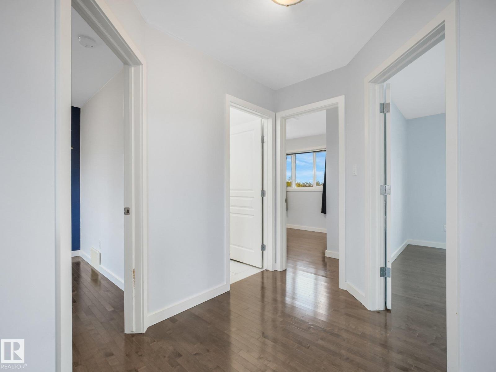 458 MACEWAN RD SW