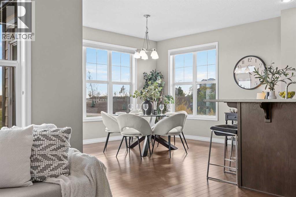 27 Mahogany Crescent SE