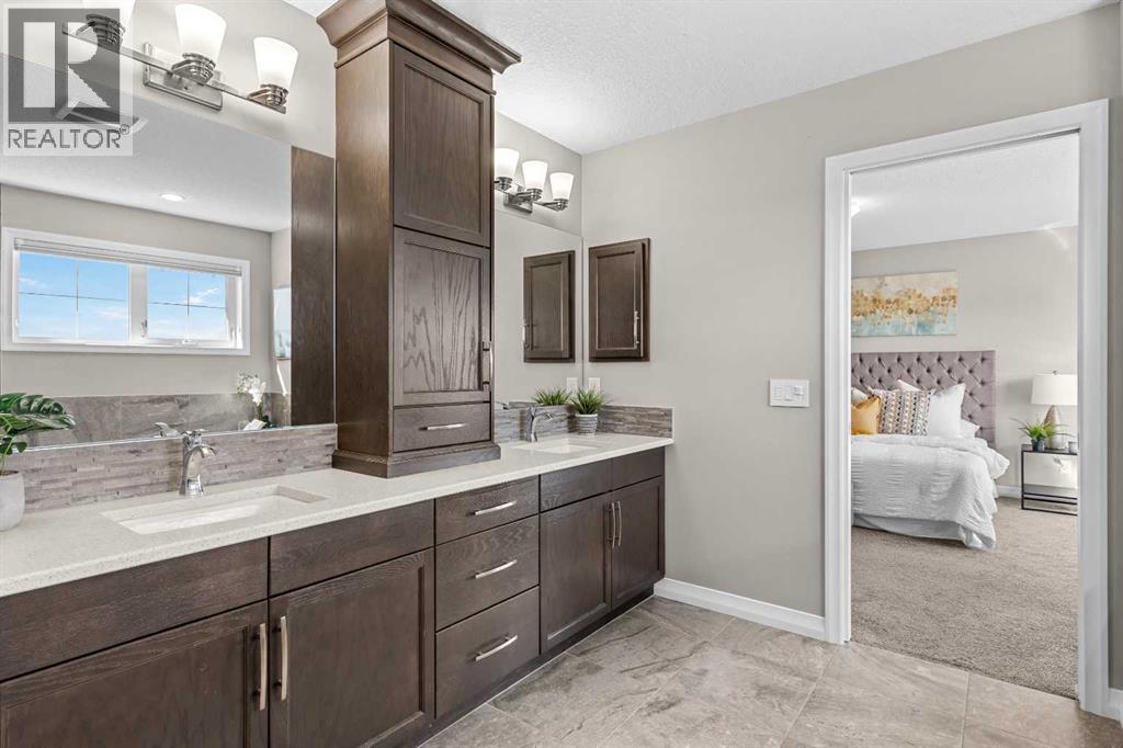 27 Mahogany Crescent SE