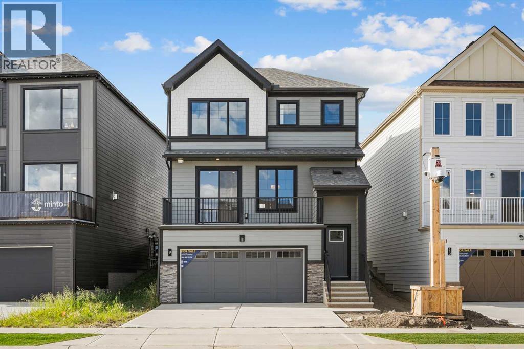 9 Wild Rose Bay SW