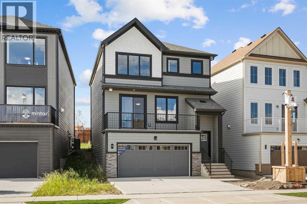 9 Wild Rose Bay SW