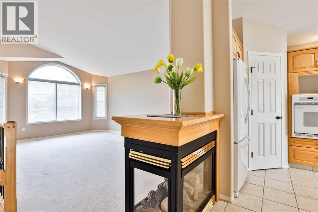 37 Squamish Crescent W