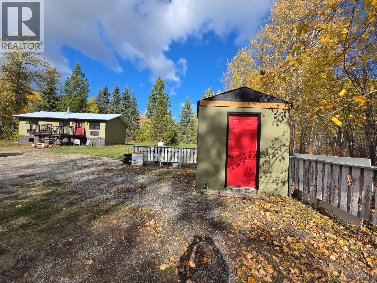 6082 Centennial Road W, Moberly Lake, British Columbia  V0C 1X0 - Photo 50 - 10402361