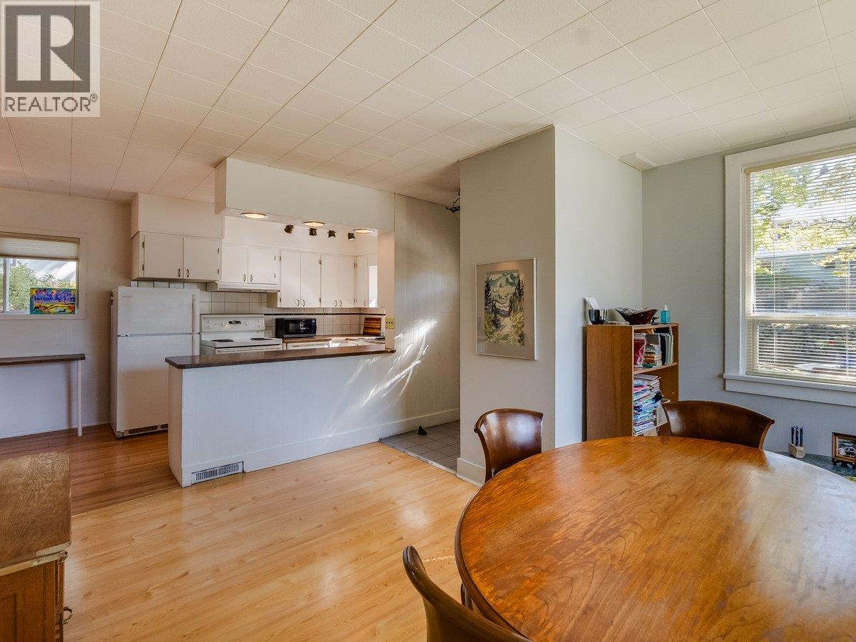 904 5th Street