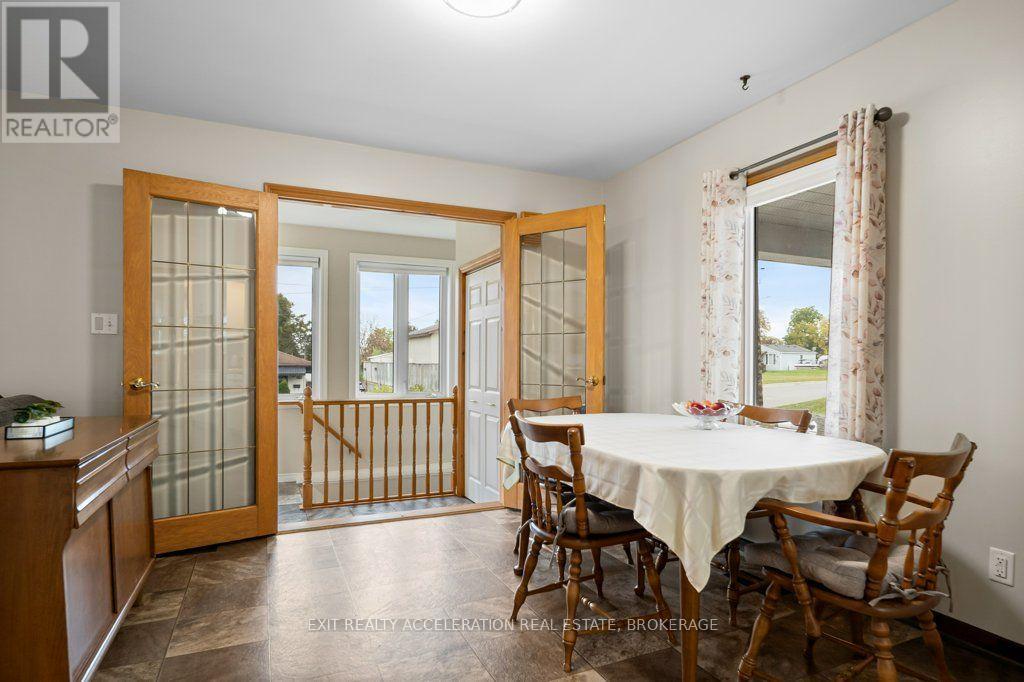 66 North Park Gardens, Belleville, Ontario  K8P 2M3 - Photo 12 - X13855532