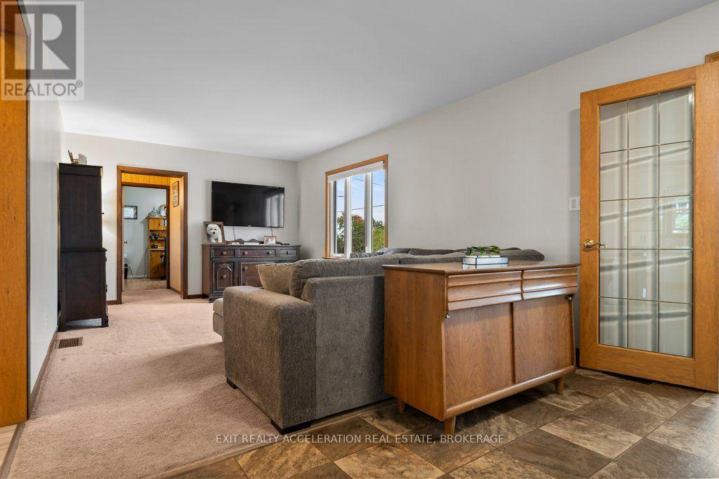 66 North Park Gardens, Belleville, Ontario  K8P 2M3 - Photo 9 - X13855532