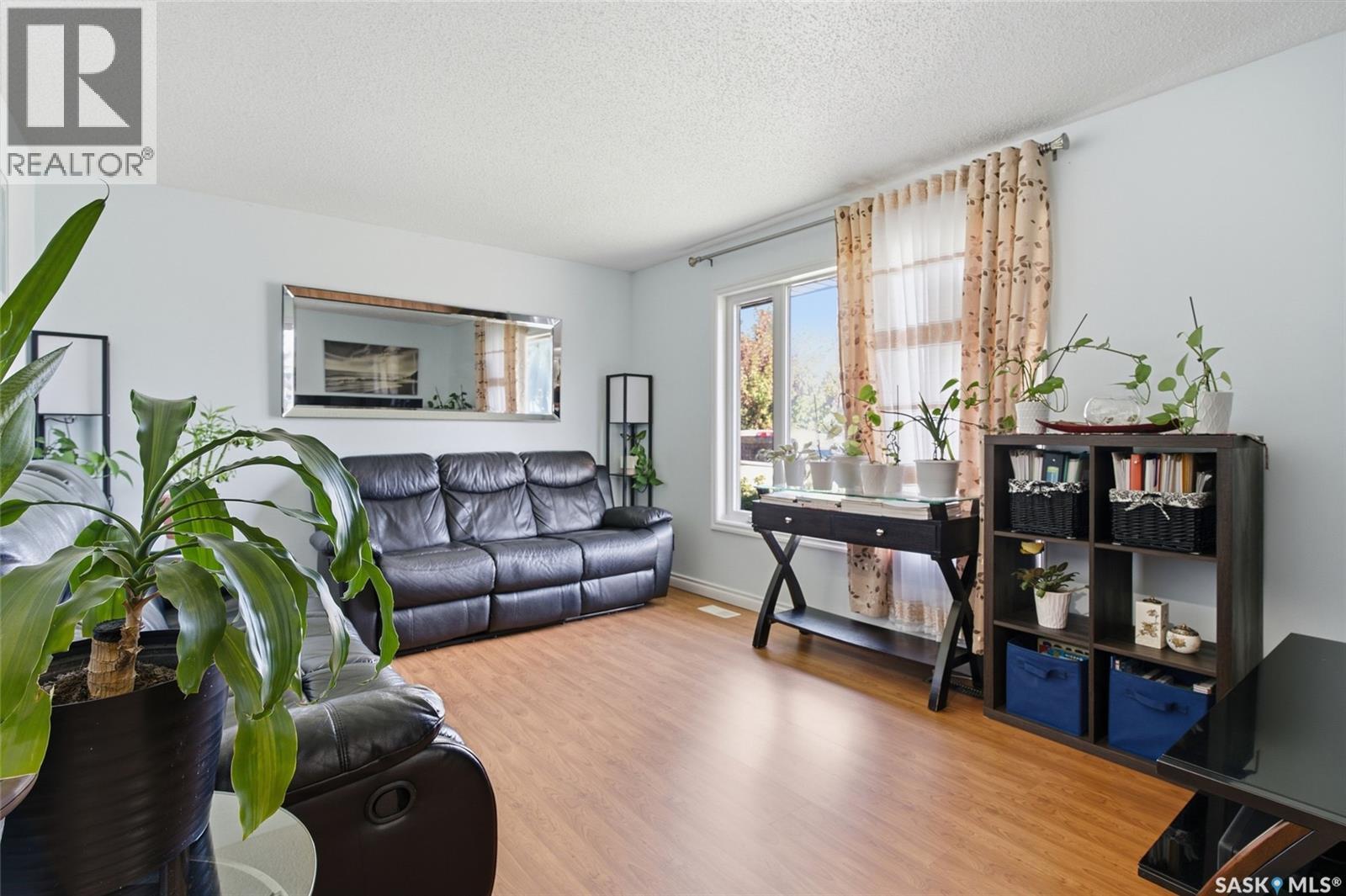 403 Sherry Crescent, Saskatoon, Saskatchewan  S7M 5R9 - Photo 5 - SK050214