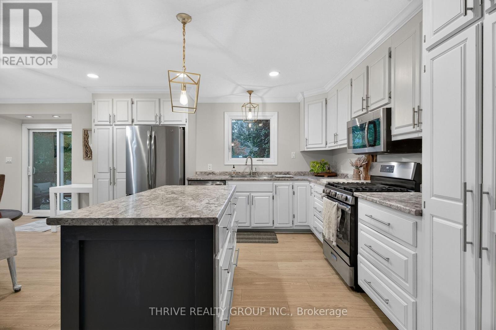 19 Kendall Court, London North, Ontario  N5X 1E4 - Photo 5 - X13855628