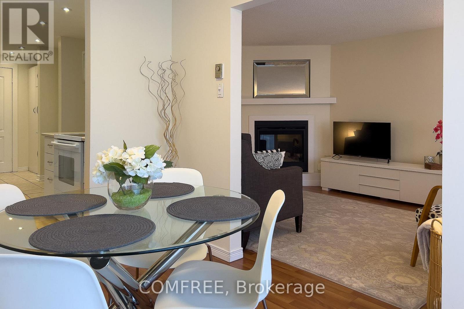 28 Bluejay Drive, Barrie, Ontario  L4M 5P2 - Photo 5 - S13855622