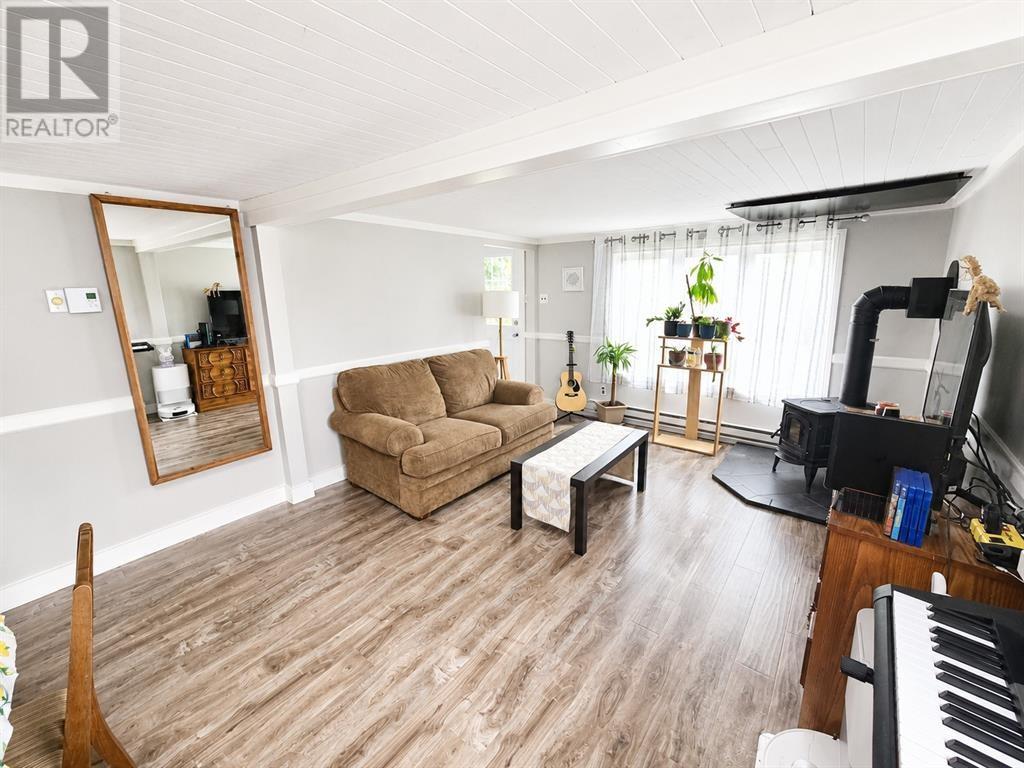 5 Griffins Lane, St. John's — photo 10