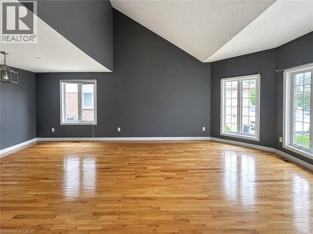 920 Marl Meadow Court, Kitchener, Ontario  N2R 1L4 - Photo 5 - 40865089