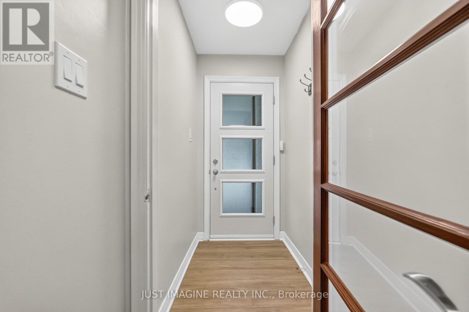 286 Clare Street, Ottawa, Ontario  K1Z 7E4 - Photo 3 - X13855522