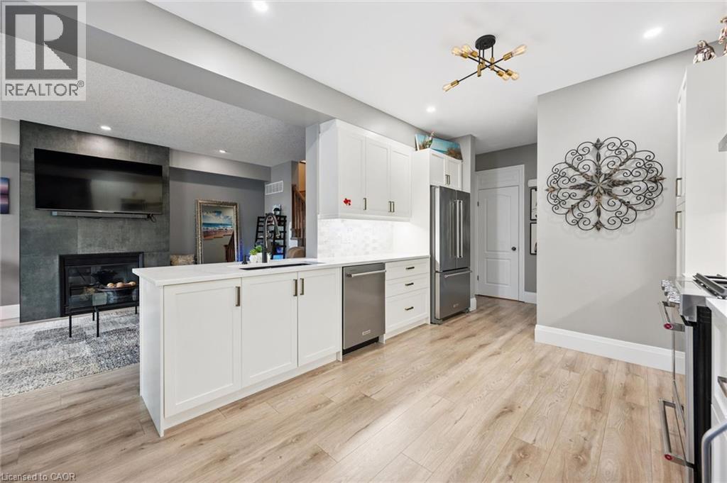 276 Sims Estate Drive Unit# 9, Kitchener, Ontario  N2A 0B1 - Photo 7 - 40867941
