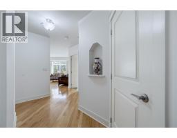 611 Shuswap Street SW Unit# 202
