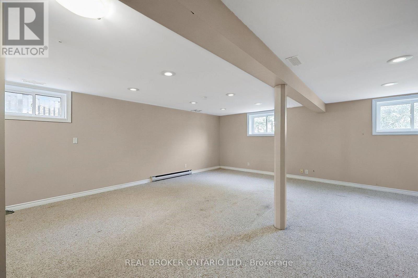 36 Dutch Settlers Court, East Gwillimbury, Ontario  L9N 1M2 - Photo 25 - N13855534