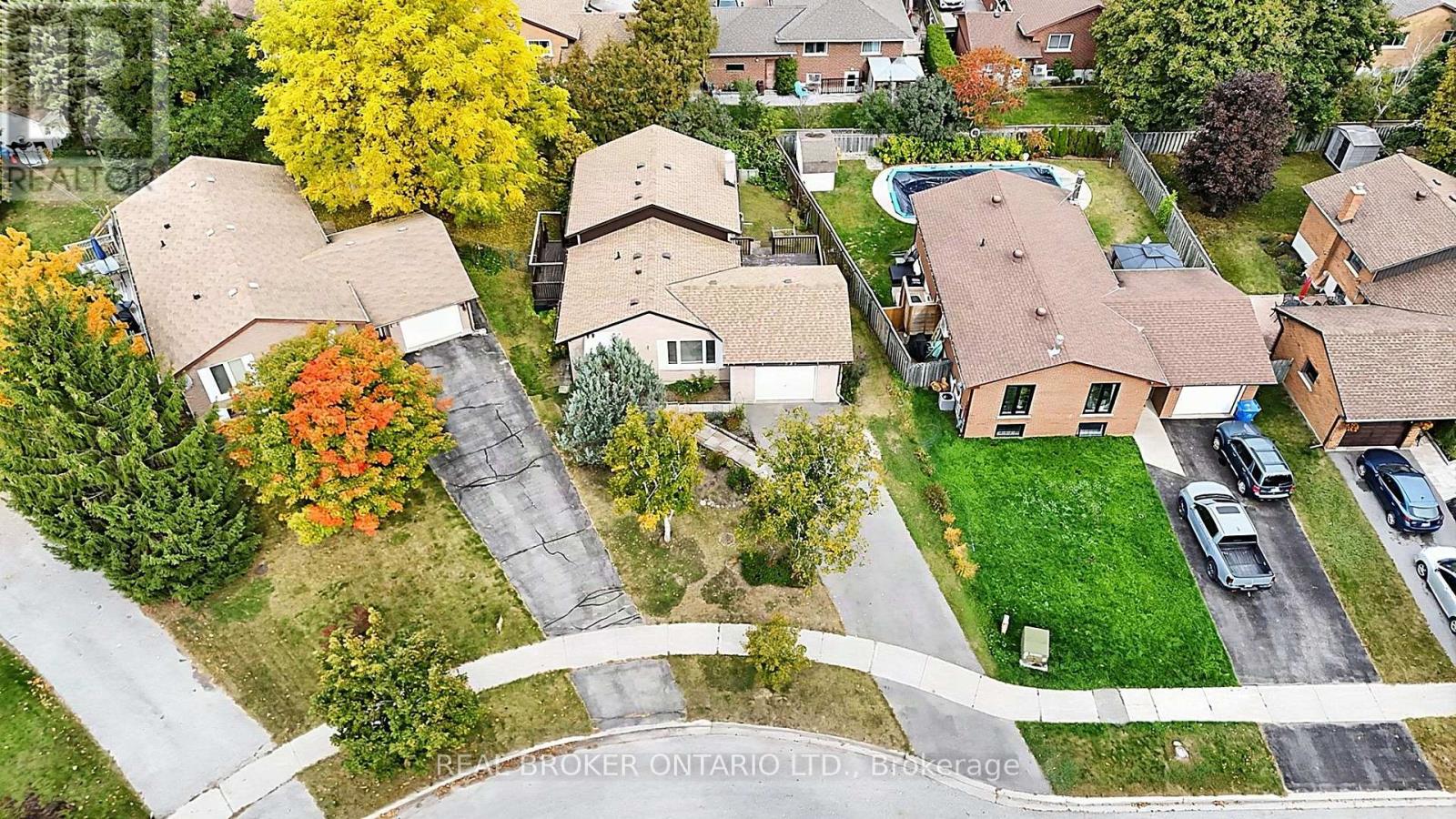 36 Dutch Settlers Court, East Gwillimbury, Ontario  L9N 1M2 - Photo 3 - N13855534