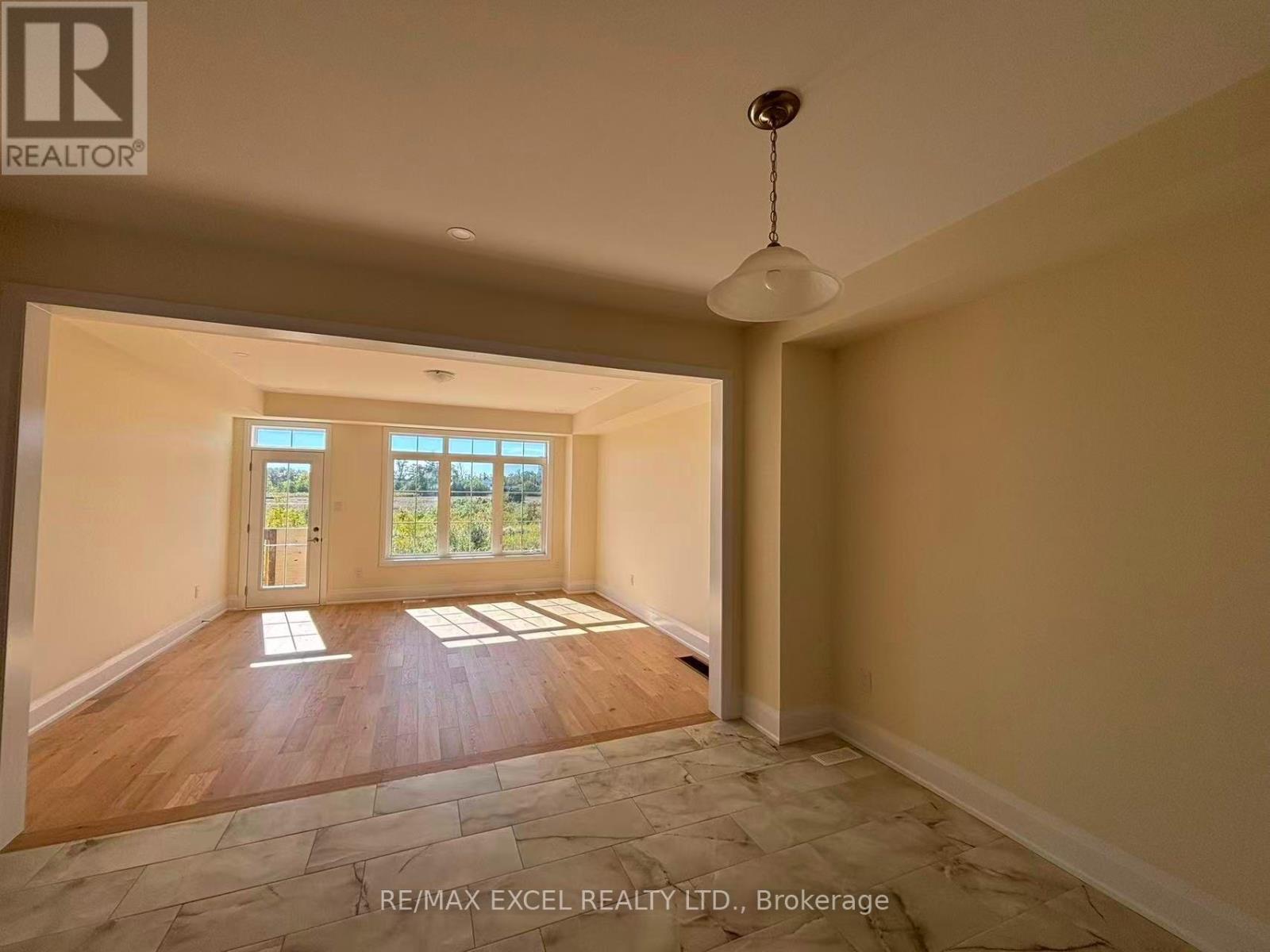 76 Gathering Lane, Richmond Hill, Ontario  L4S 0S4 - Photo 9 - N13855618