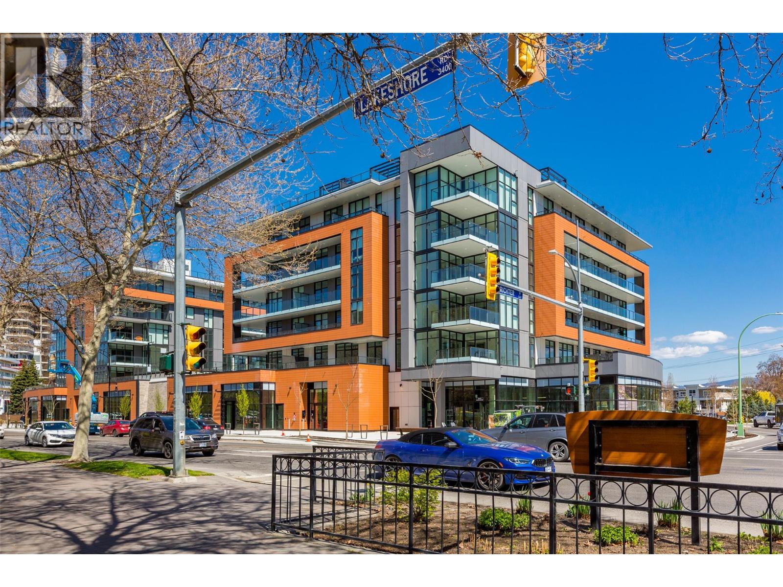 3389 Lakeshore Road Unit# 413, Kelowna, British Columbia