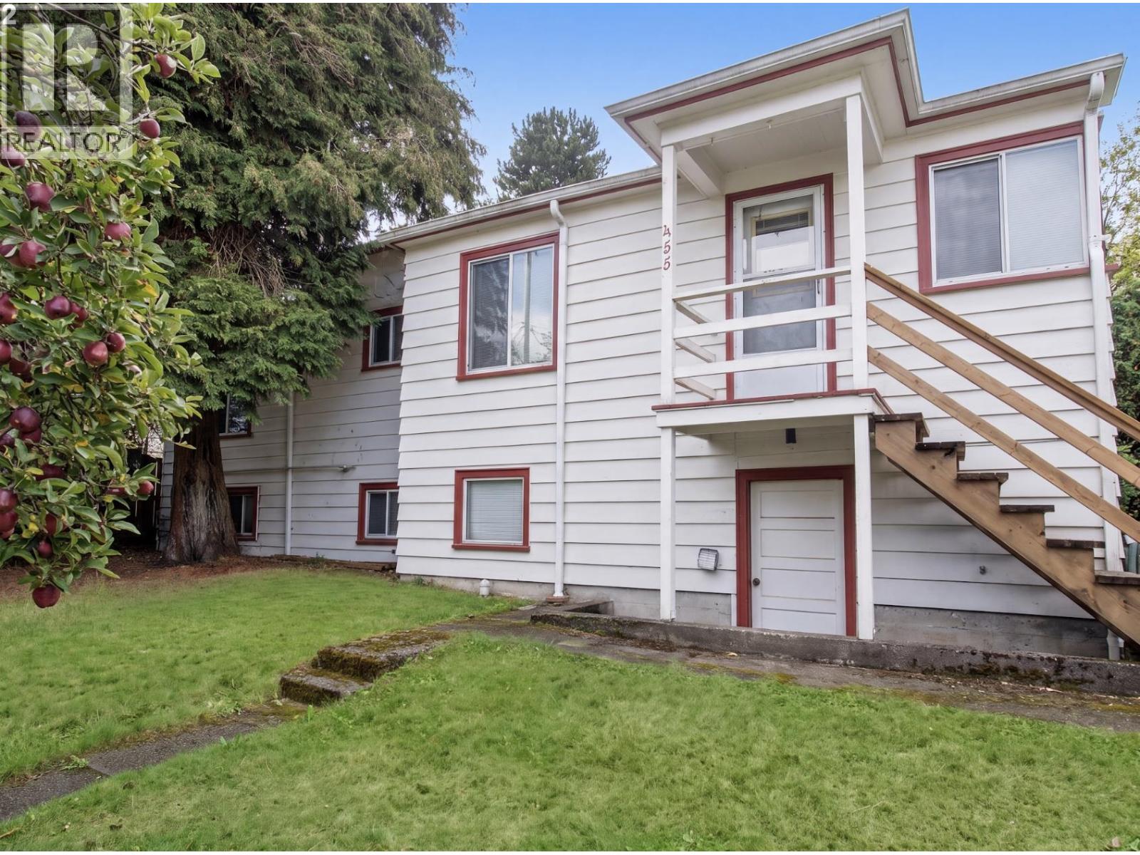 455 W 29TH AVENUE