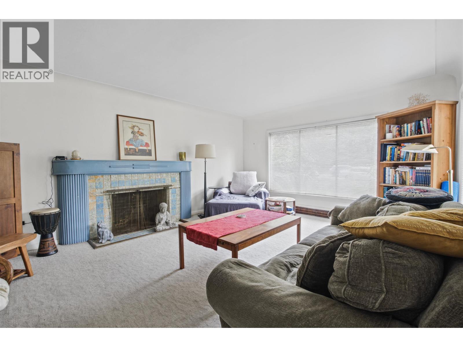 455 W 29TH AVENUE