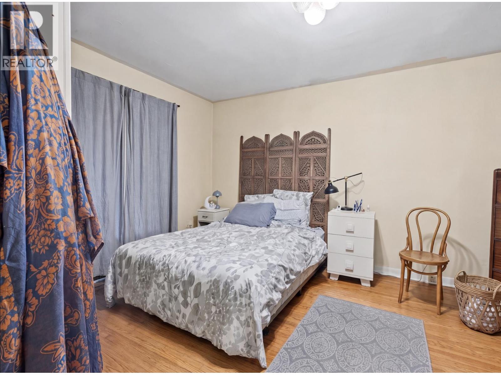 455 W 29TH AVENUE