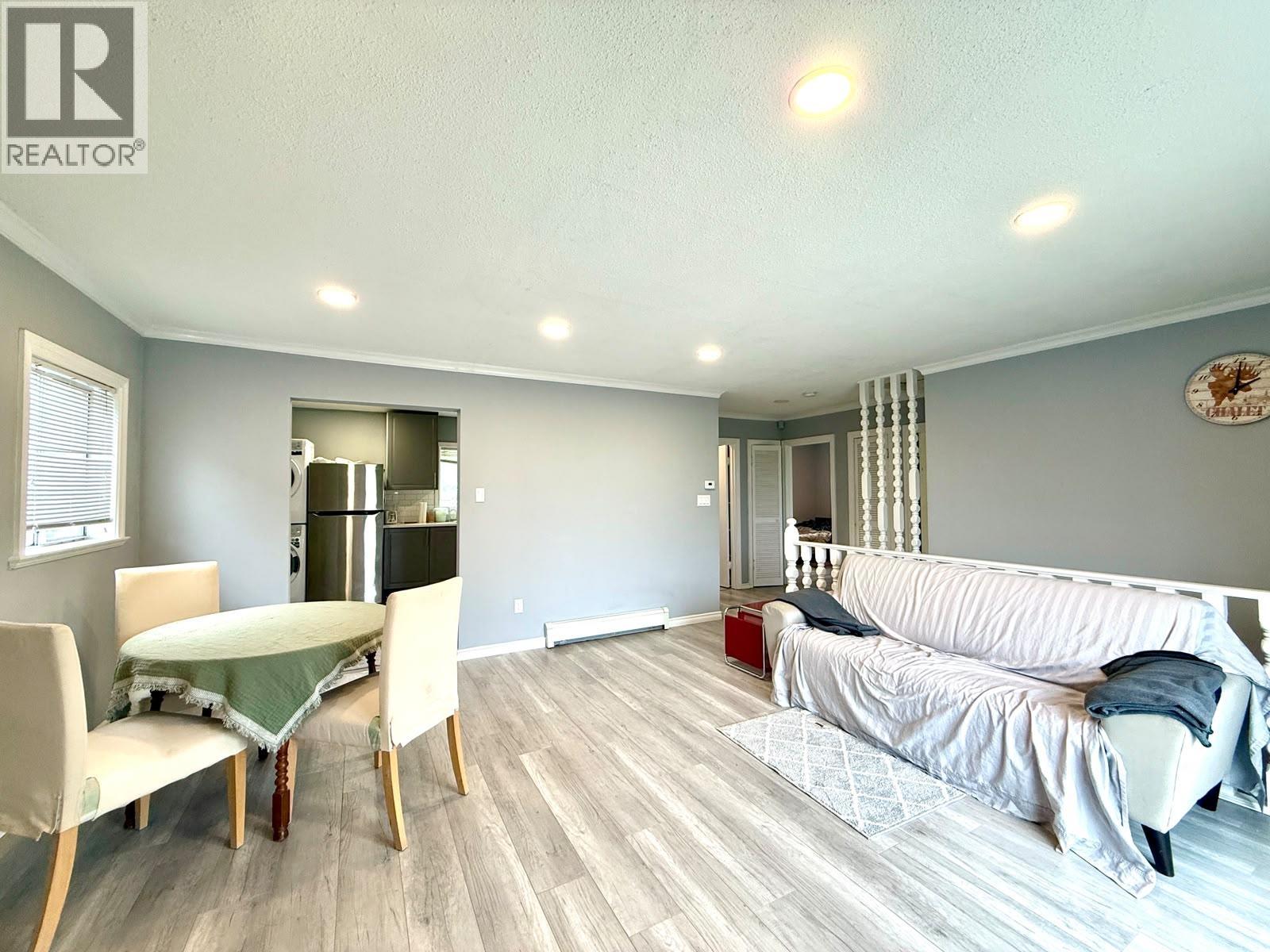 3305 Worthington Drive, Vancouver, British Columbia  V5M 3X2 - Photo 3 - R3171765
