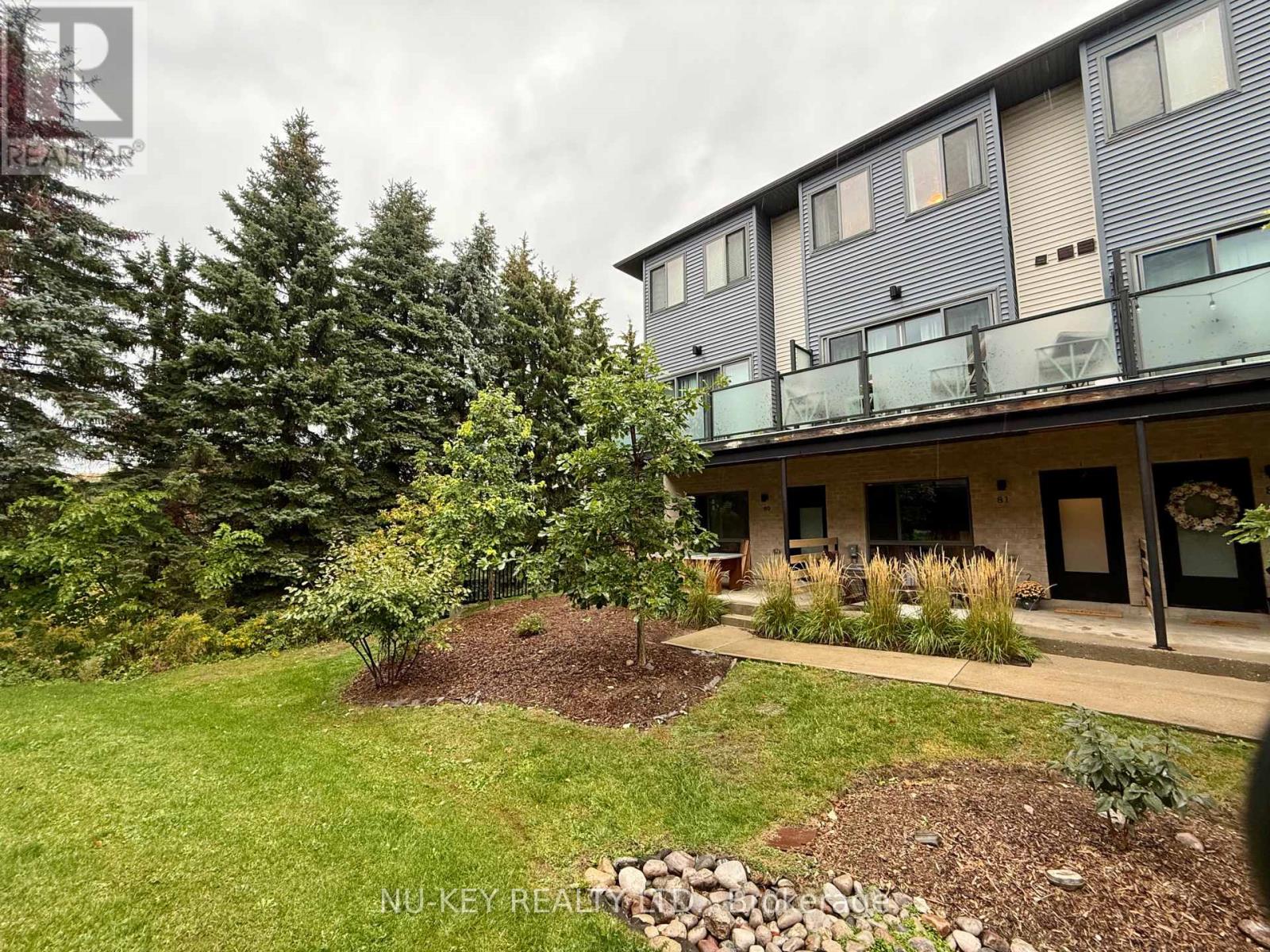 81 - 369 Essa Road, Barrie, Ontario L4N 9C8 - Photo 2 - S13855538
