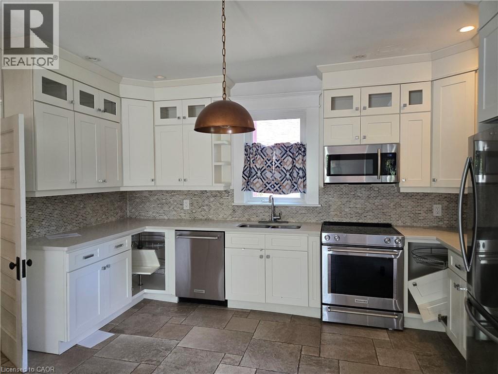 2087 Governors Road, Copetown, Ontario  L0R 1J0 - Photo 11 - 40868537