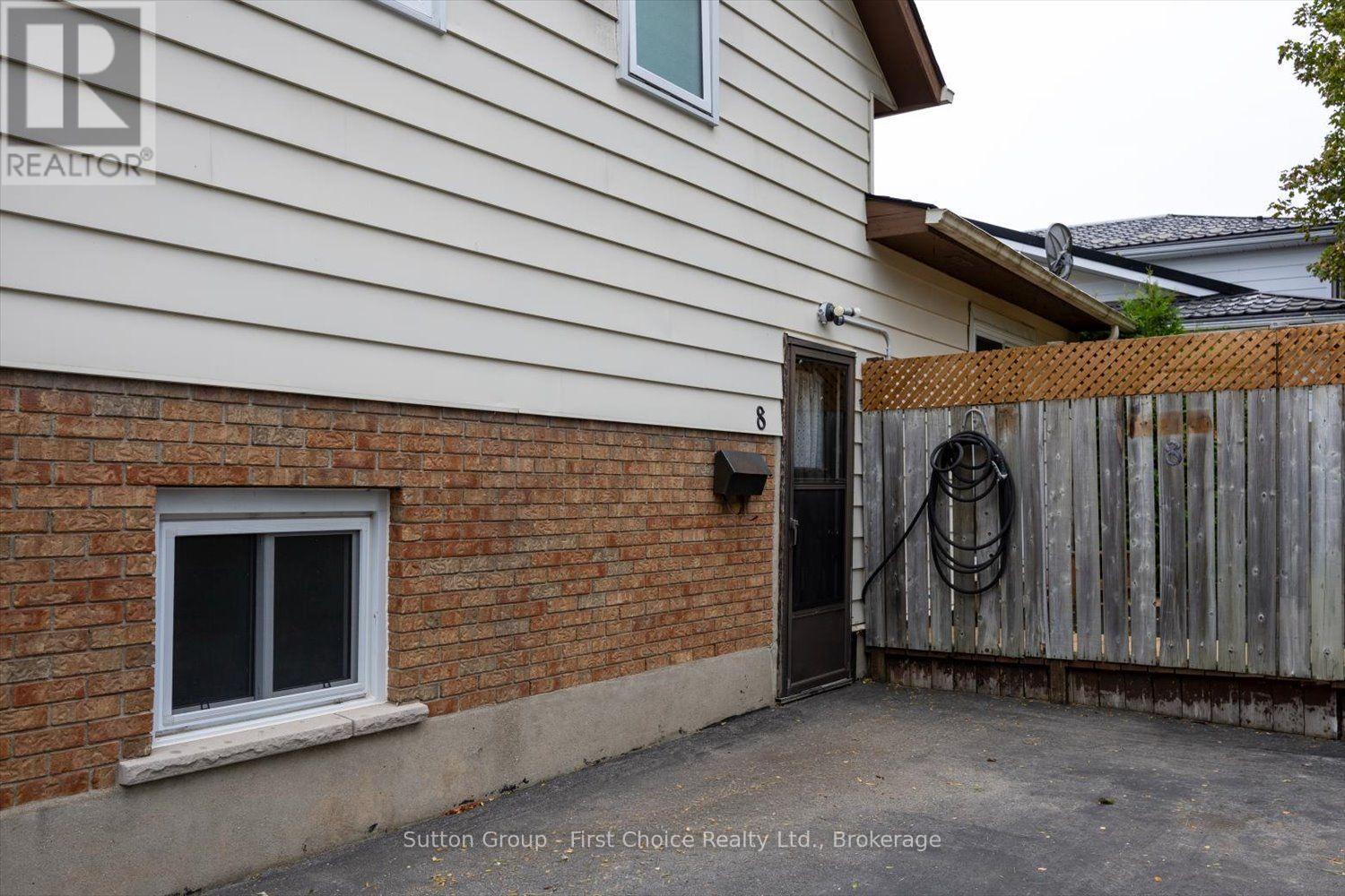 8 Sargint Street, Stratford, Ontario  N5A 7E3 - Photo 27 - X13855610