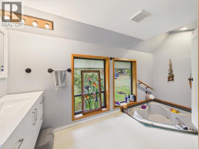 8089 DAISY ROAD