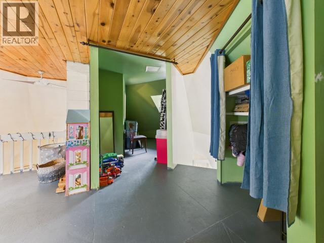 8089 DAISY ROAD