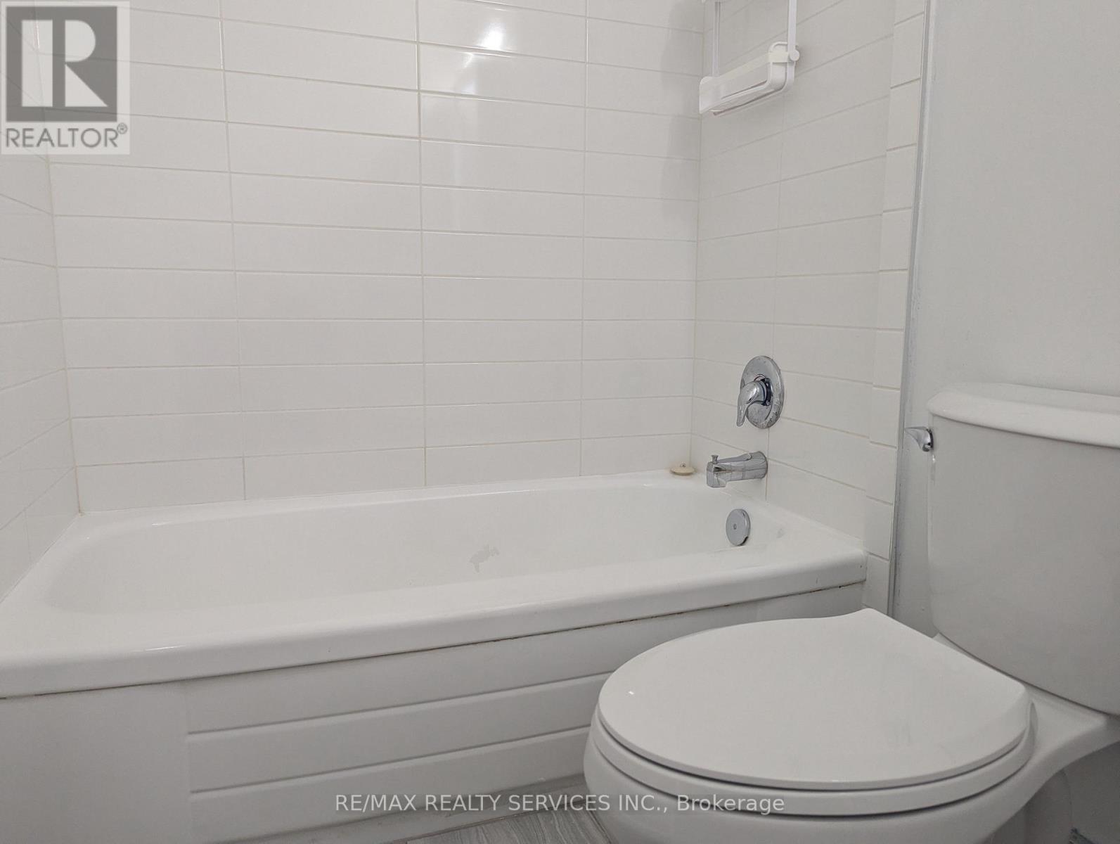 94 - 2001 Bonnymede Drive, Mississauga, Ontario L5J 4H8 - Photo 32 - W13855524