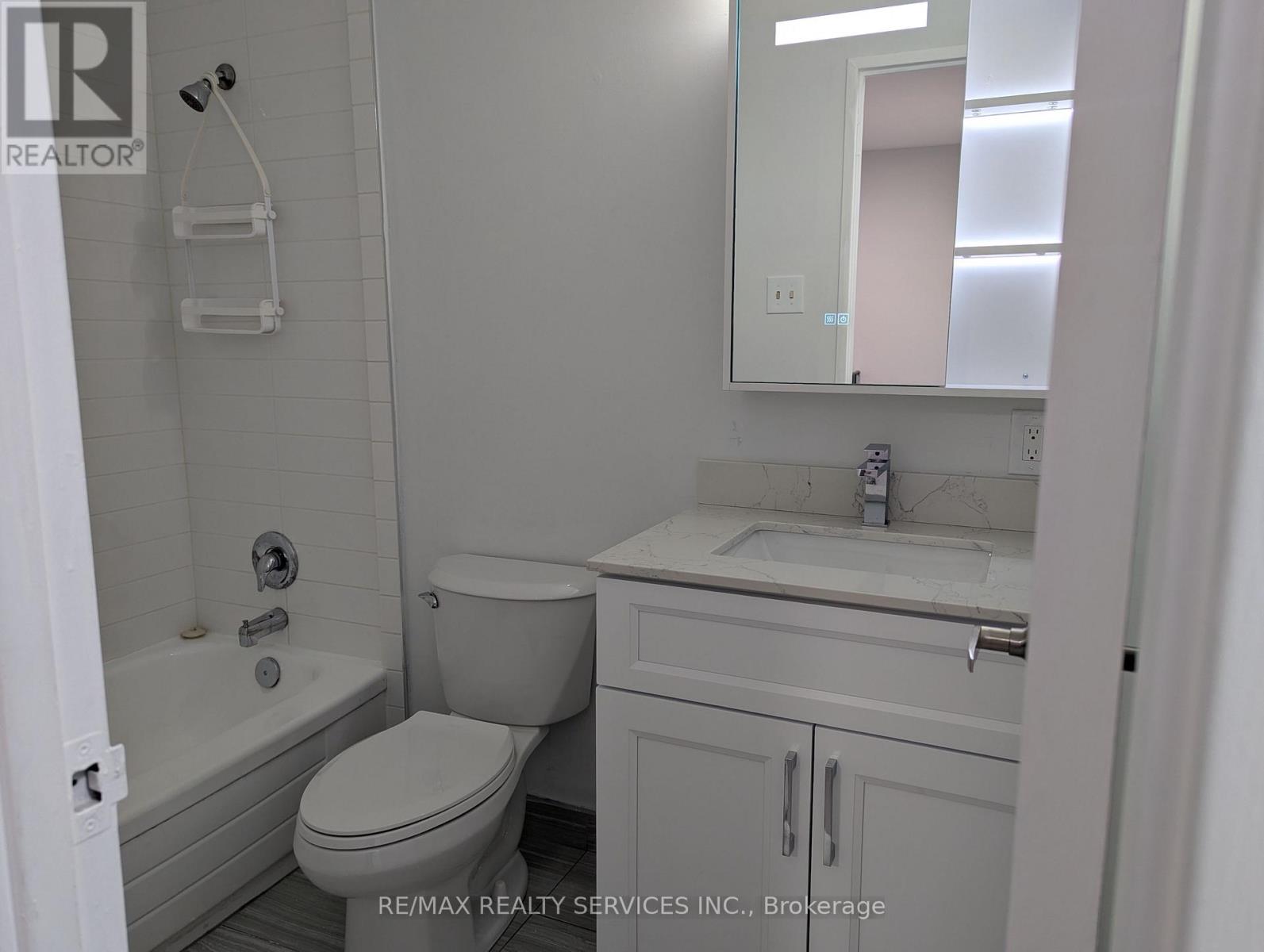94 - 2001 Bonnymede Drive, Mississauga, Ontario L5J 4H8 - Photo 34 - W13855524