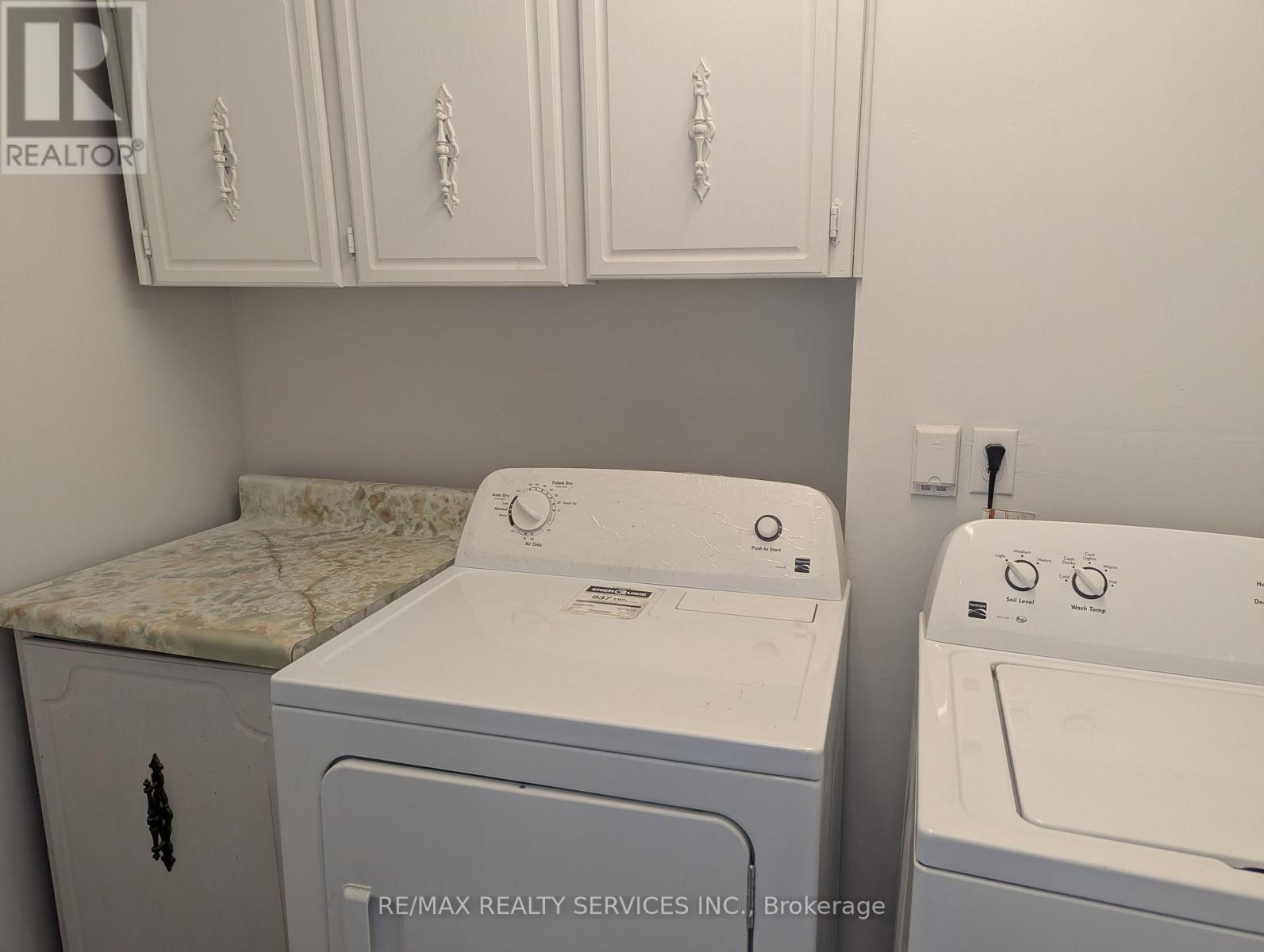 94 - 2001 Bonnymede Drive, Mississauga, Ontario L5J 4H8 - Photo 38 - W13855524
